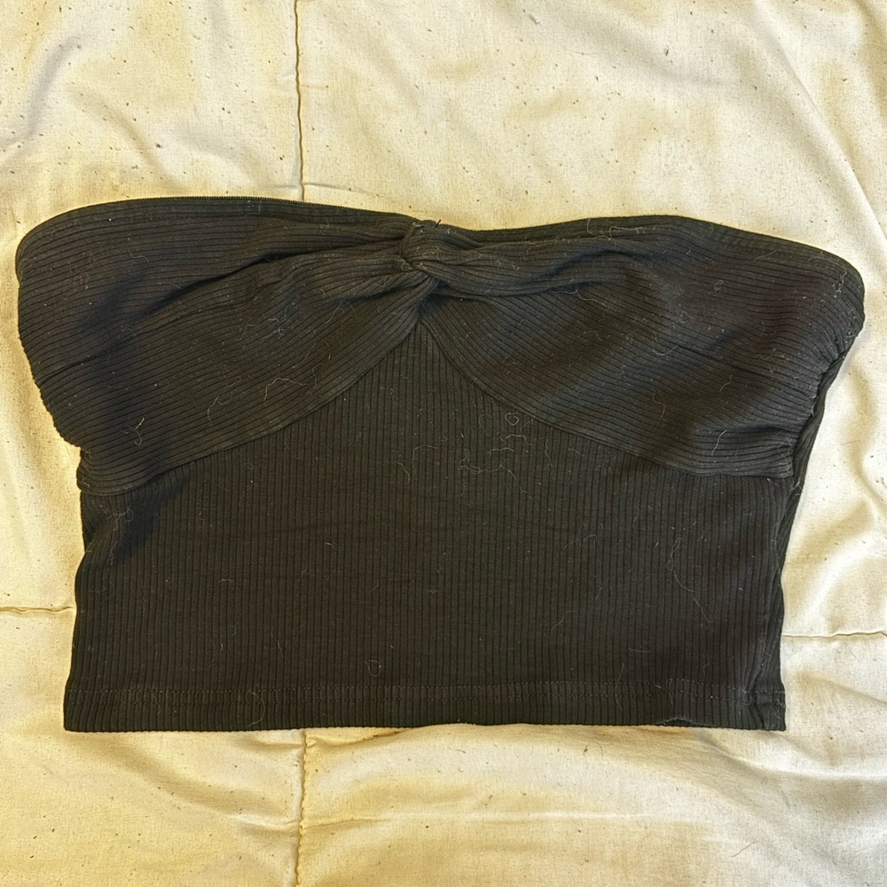 SHEIN Black Knotted Detail Crop Top